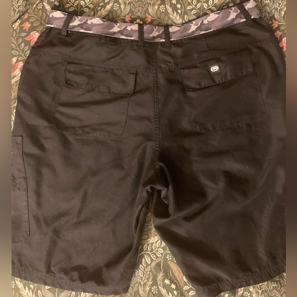 Men’ Ecko shorts with belt size 40 - Picture 2 of 6